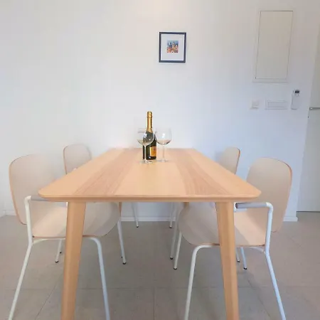 Apartman Lovely Getaway Center *